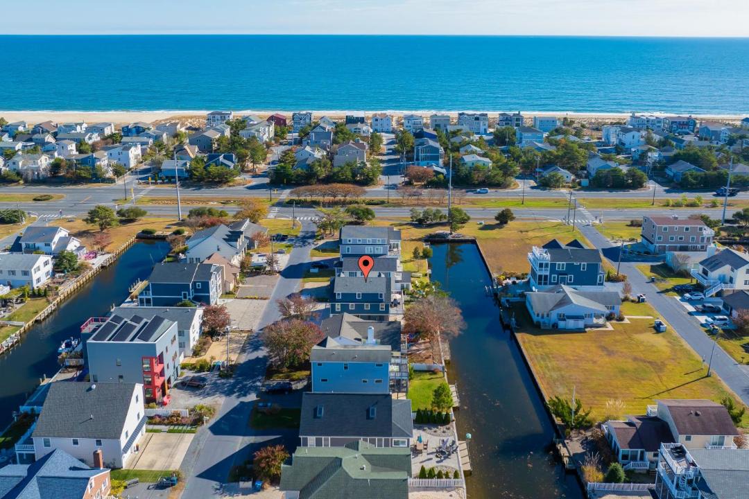 Photo of Buildings in South Bethany Harbor