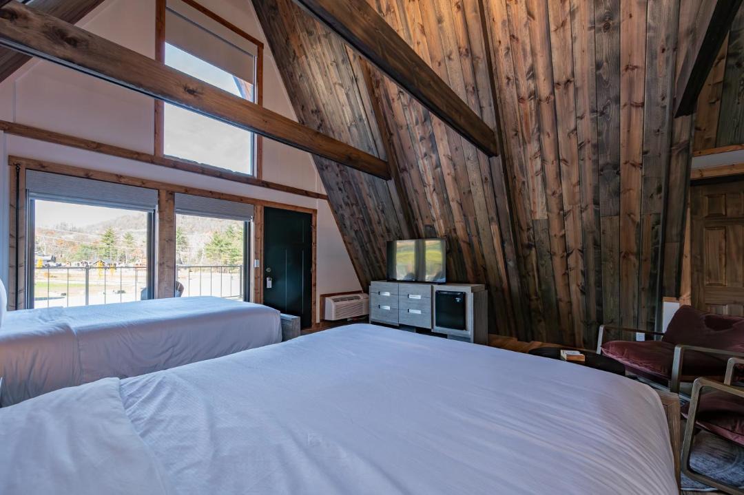 Photo of Bedroom in Thayerville