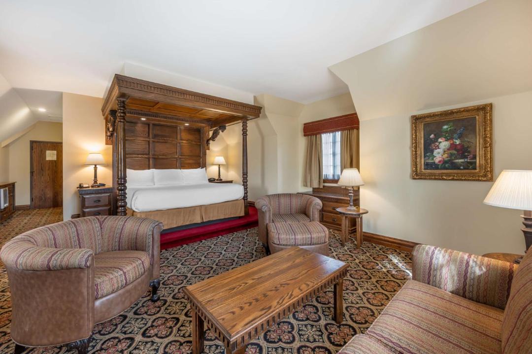 Photo of Bedroom in Mariemont