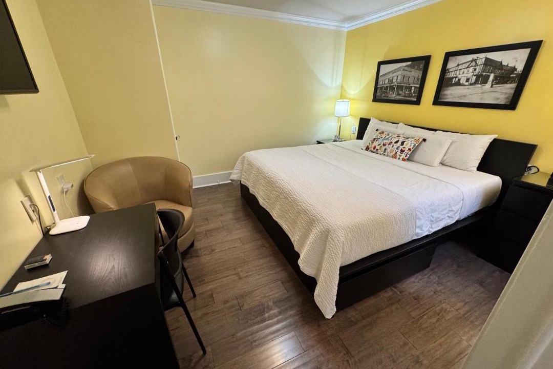 Photo of Bedroom in Batesville