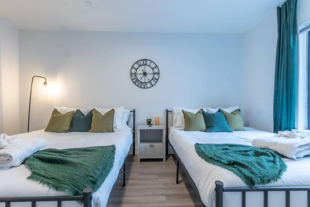Photo of Bedroom in Orange