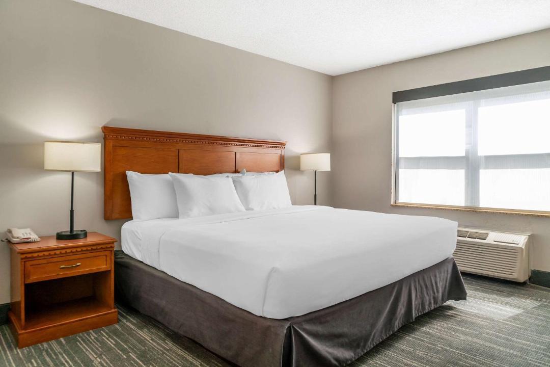 Photo of Bedroom in Rossford