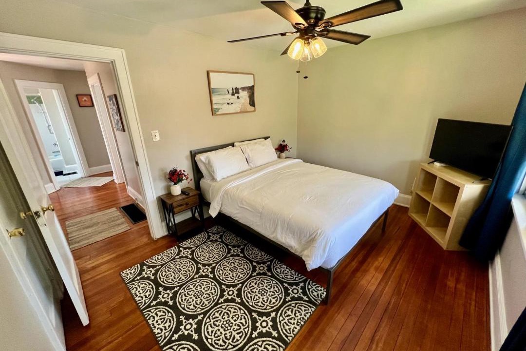 Photo of Bedroom in West Price Hill