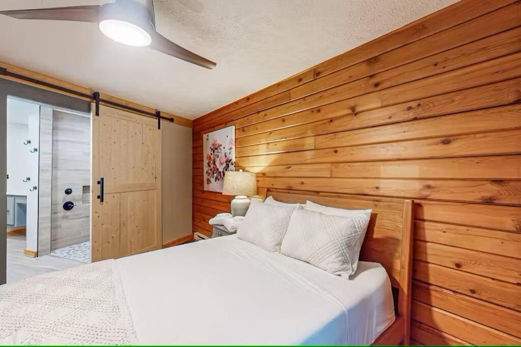 Photo of Bedroom in Swanton