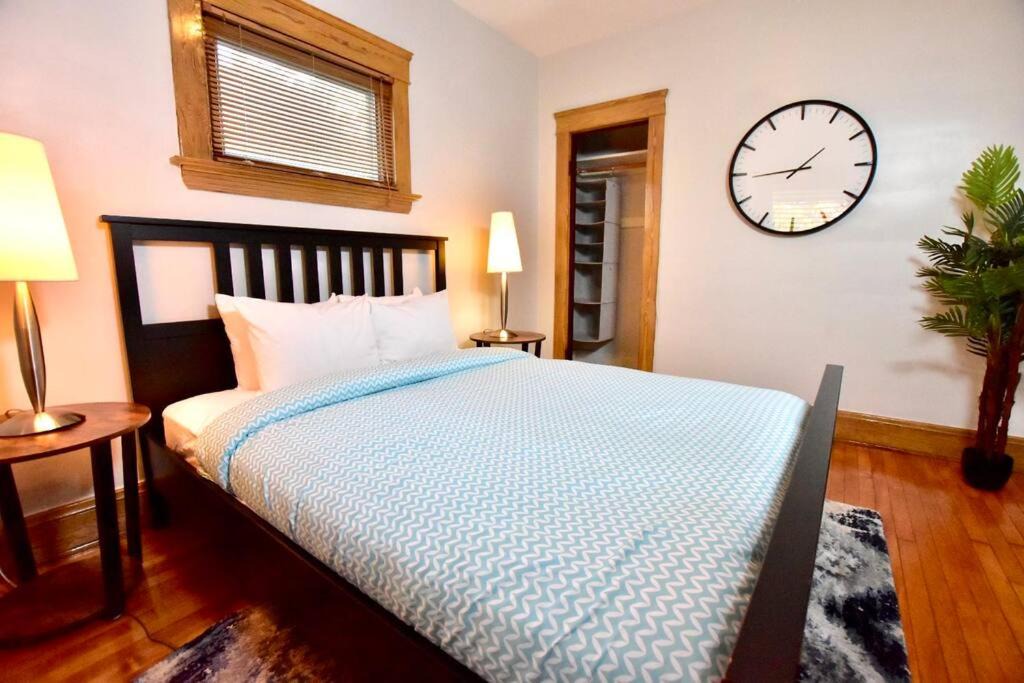 Photo of Bedroom in Lakewood
