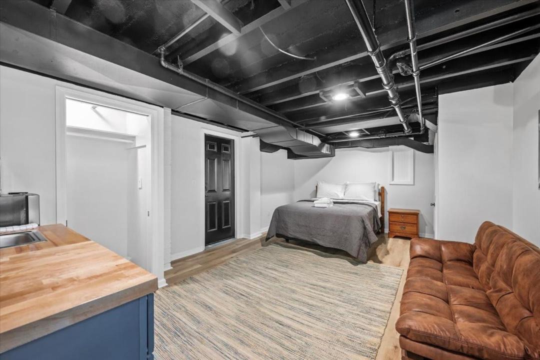 Photo of Bedroom in Shadyside