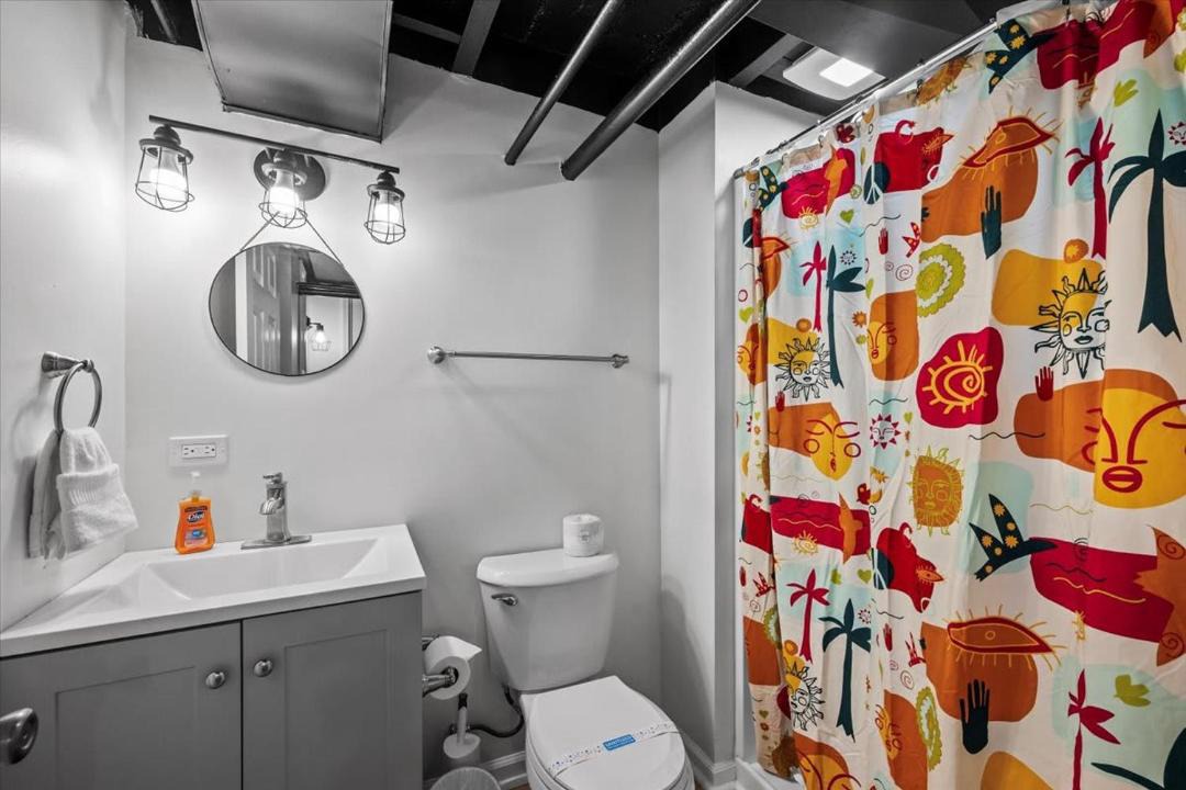 Photo of Bathroom in Shadyside