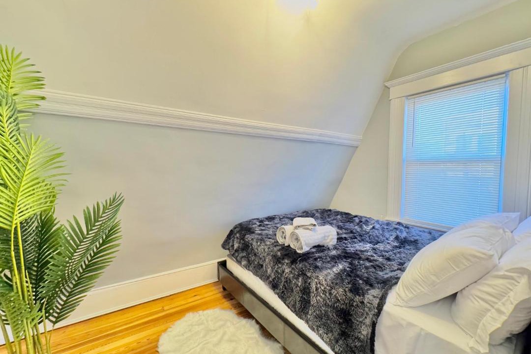 Photo of Bedroom in Weehawken