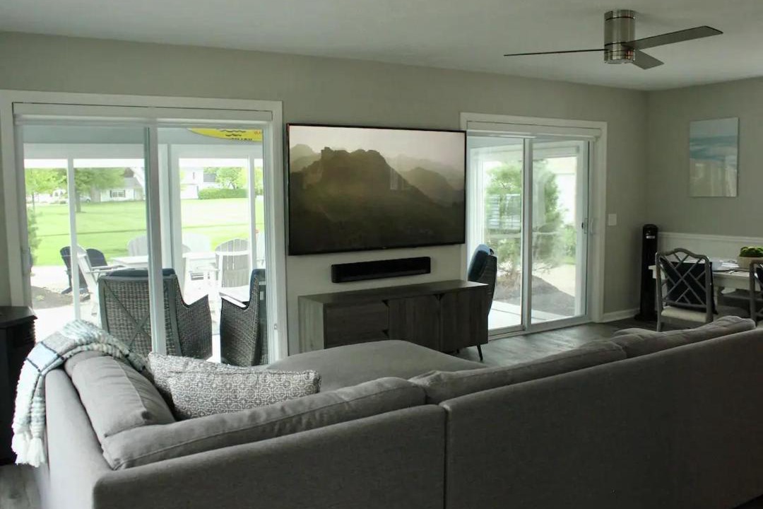 Photo of Livingroom in Huron
