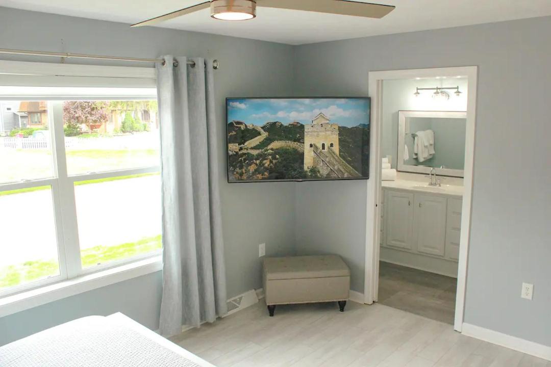 Photo of Bedroom in Huron