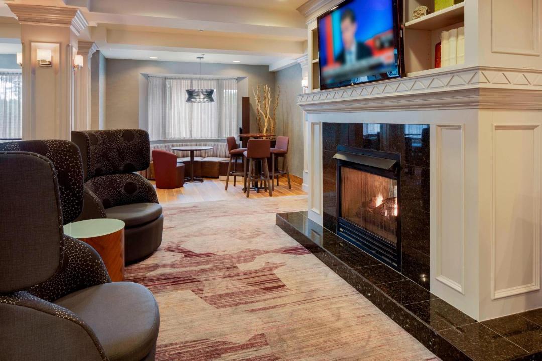 Photo of Livingroom in Cranbury