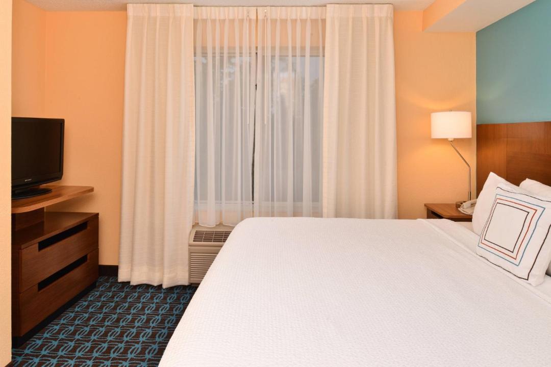Photo of Bedroom in Avon