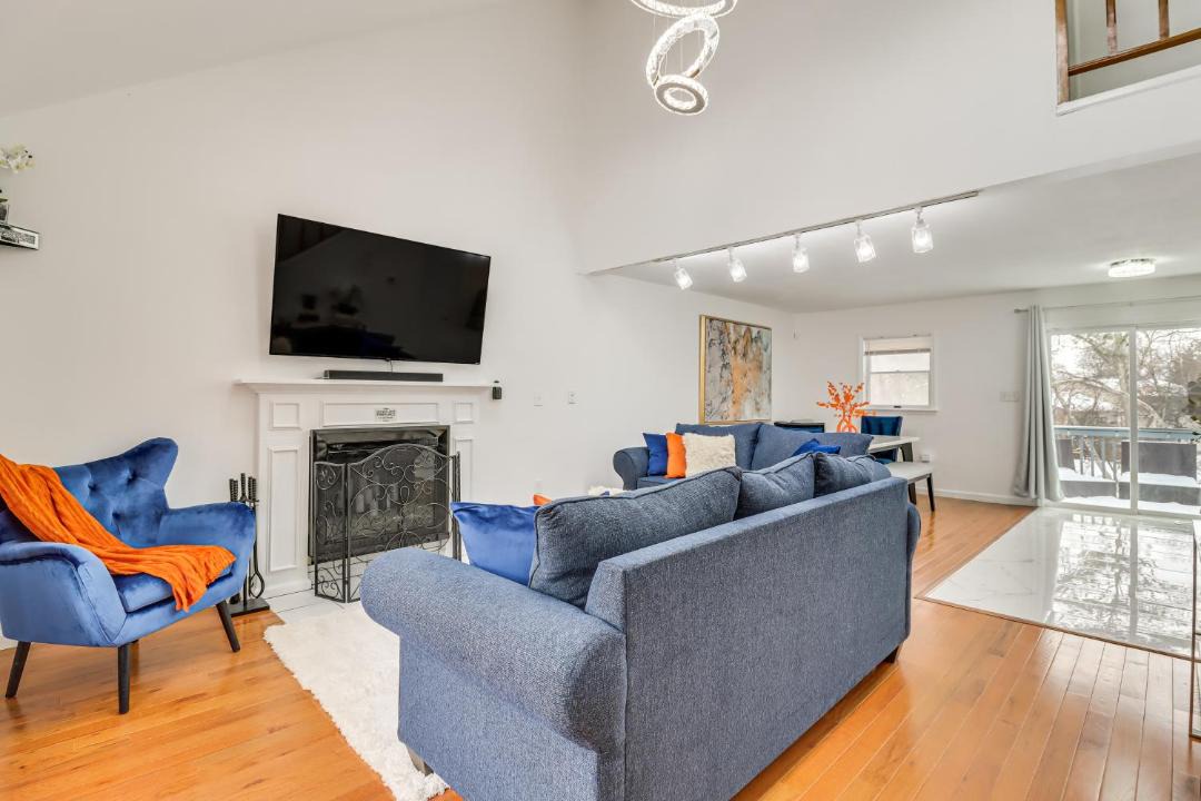 Photo of Livingroom in Long Pond