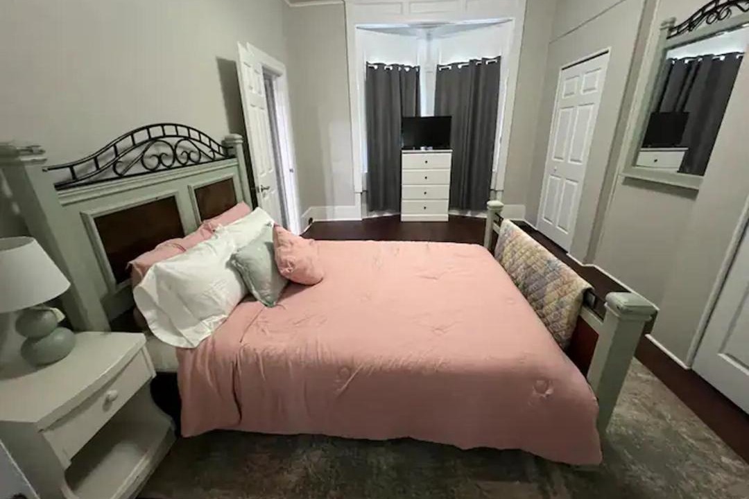 Photo of Bedroom in Uniontown