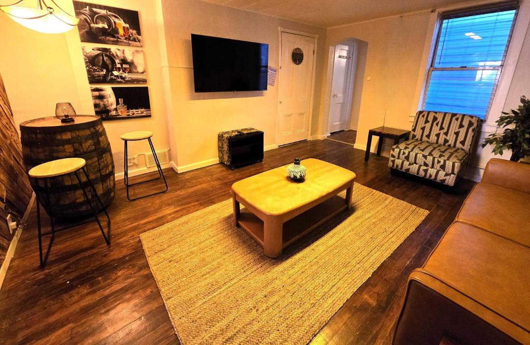 Photo of Livingroom in South Side Flats