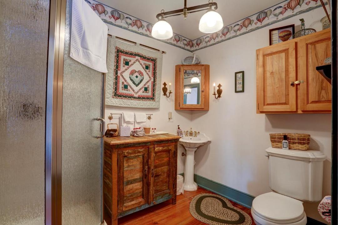 Photo of Bathroom in Paradise