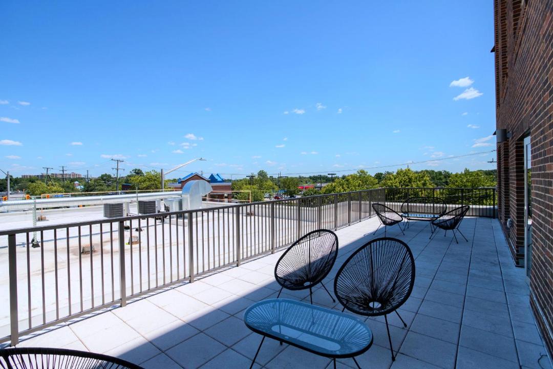 Photo of Patio Balcony in Jefferson Manor