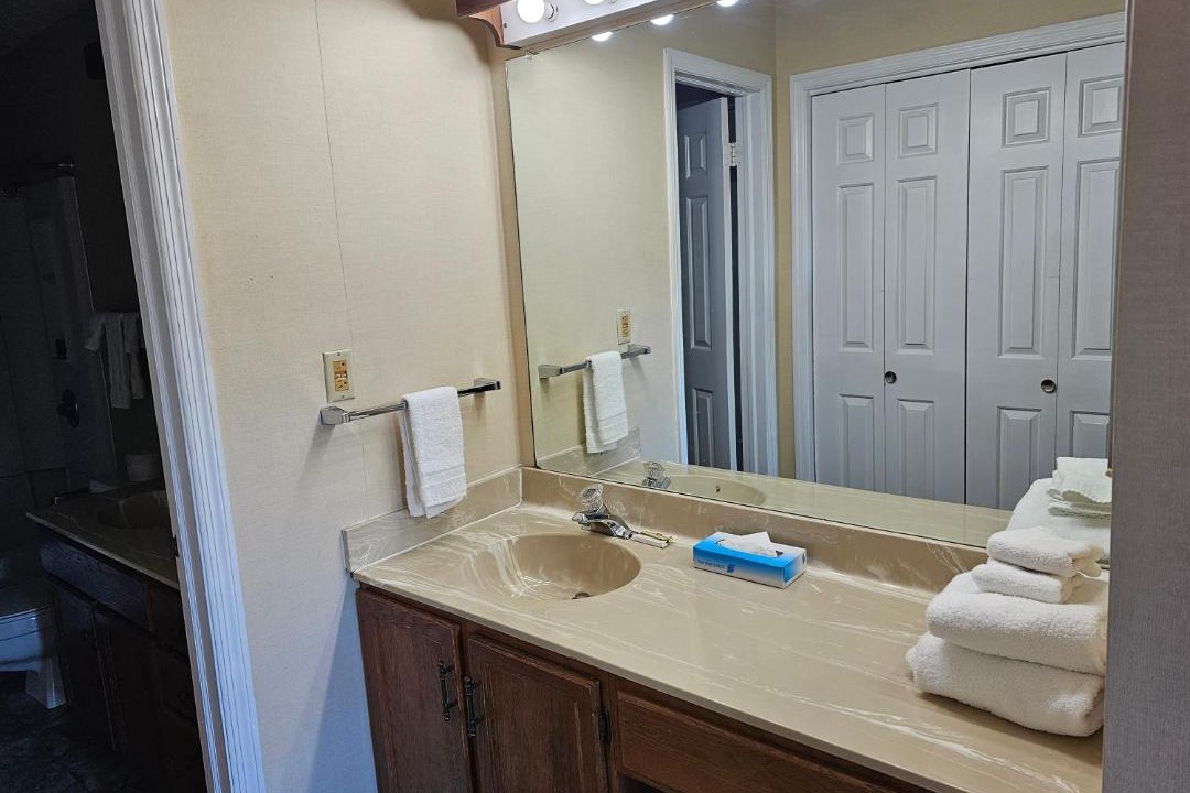 Photo of Bathroom in Cheat Lake