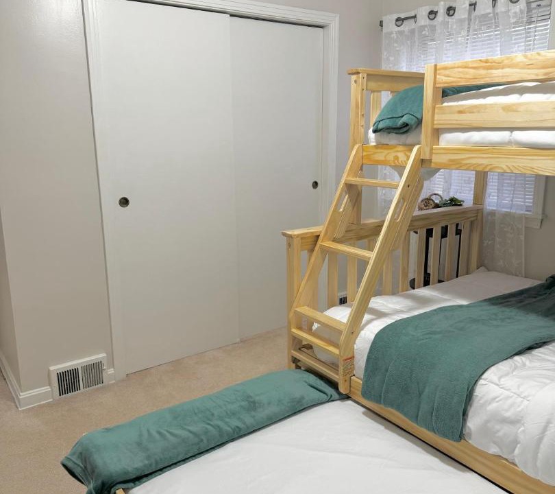 Photo of Bedroom in Boardman
