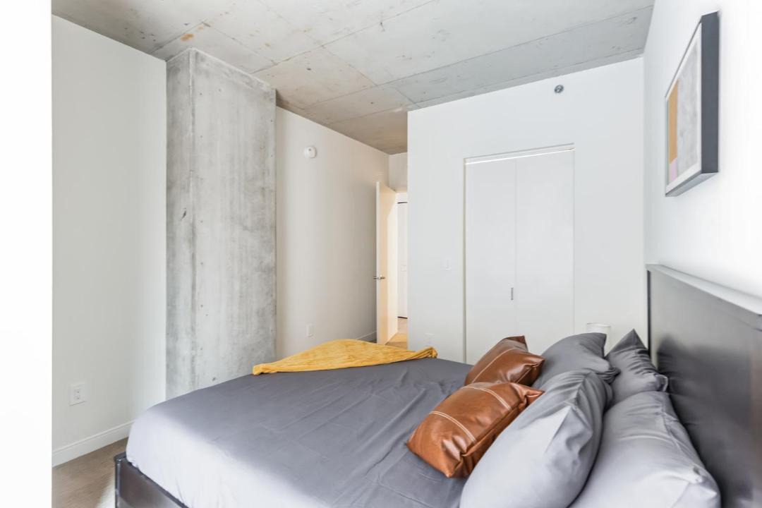 Photo of Bedroom in Gateway District