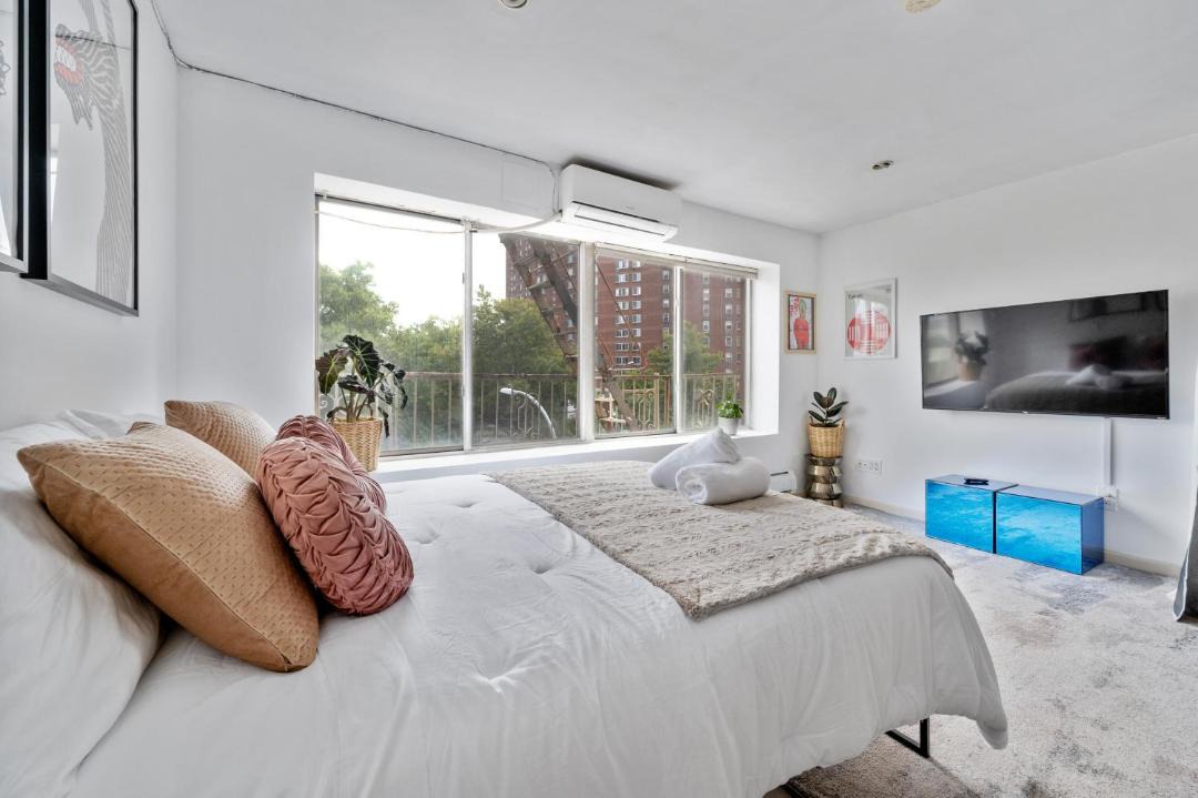 Photo of Bedroom in Chinatown