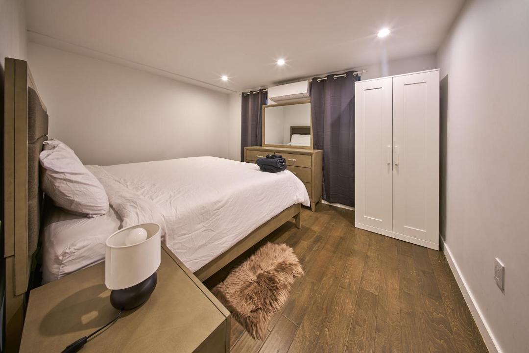 Photo of Bedroom in Chinatown