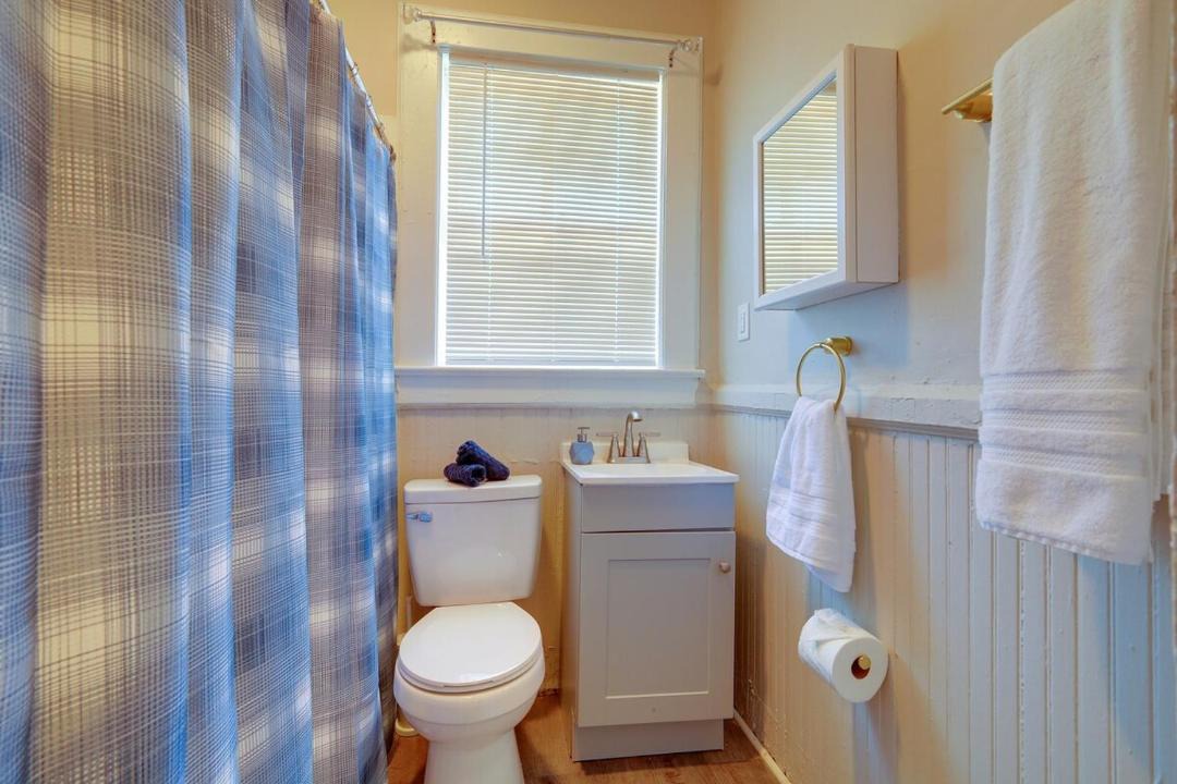 Photo of Bathroom in Columbia