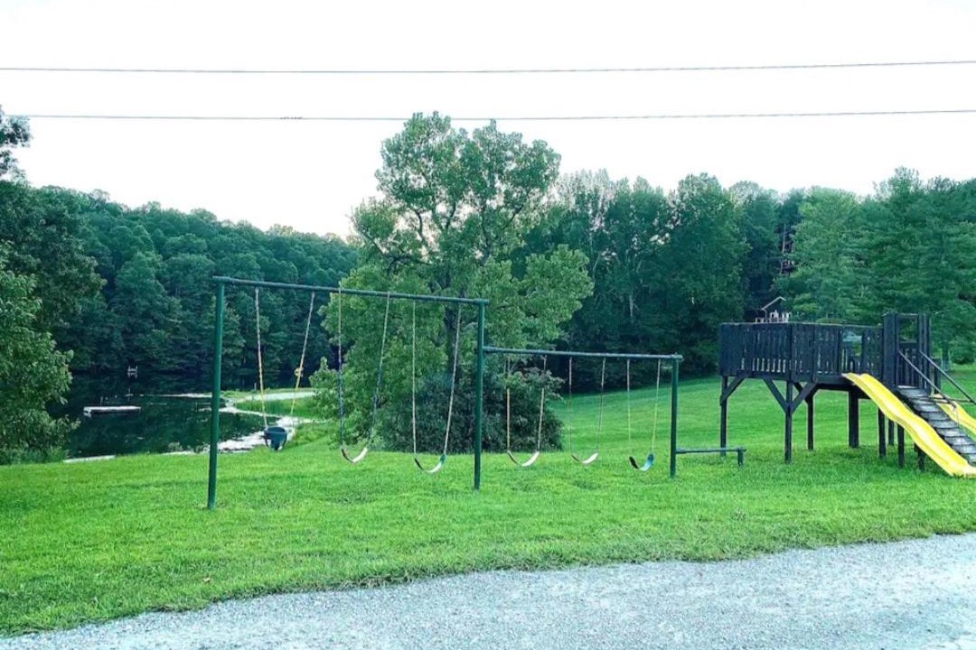 Photo of Others in Rockbridge