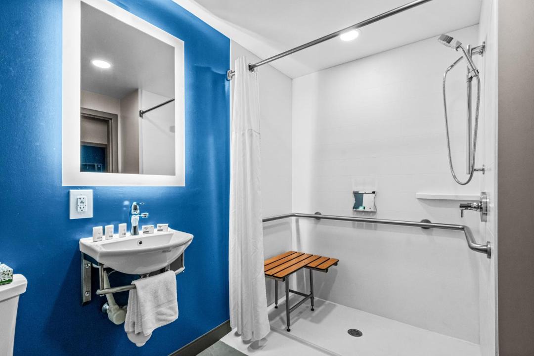 Photo of Bathroom in Deepwater