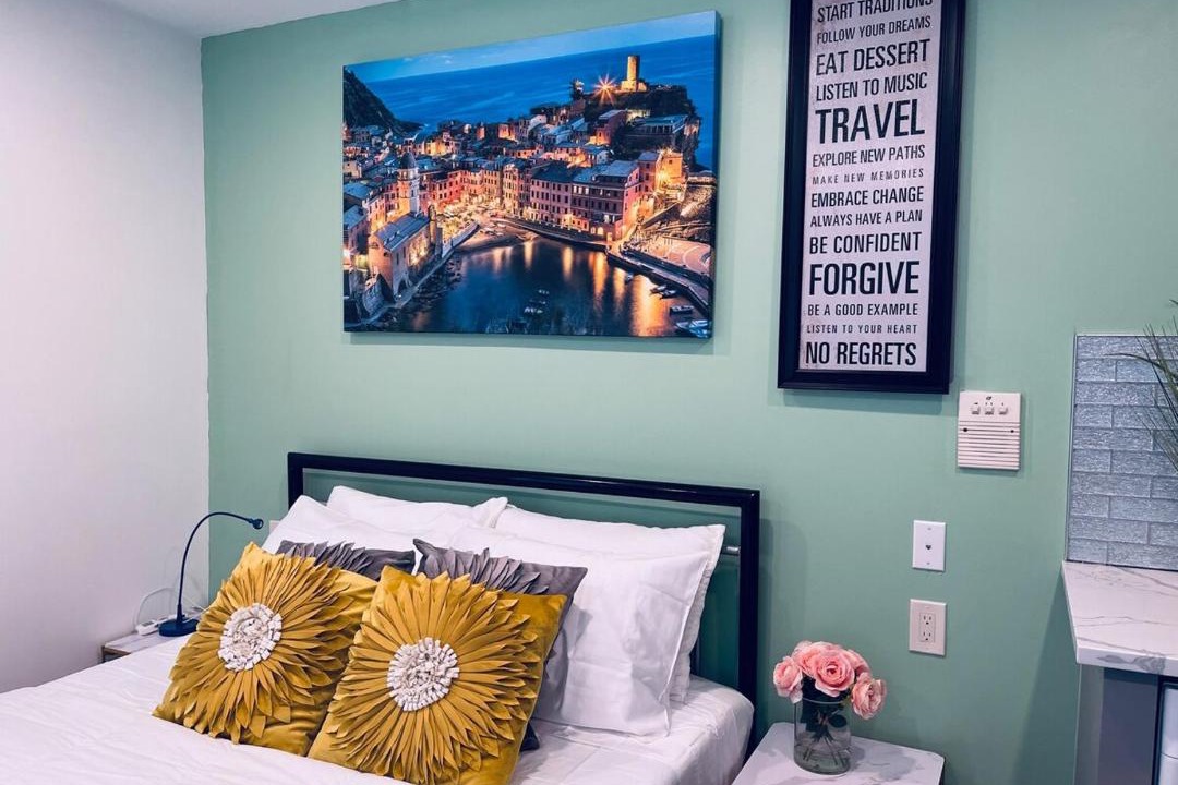 Photo of Bedroom in Graduate Hospital