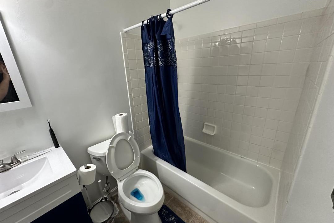 Photo of Bathroom in Suitland