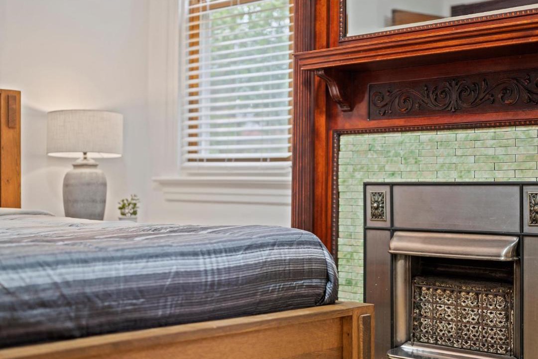 Photo of Bedroom in South Oakland