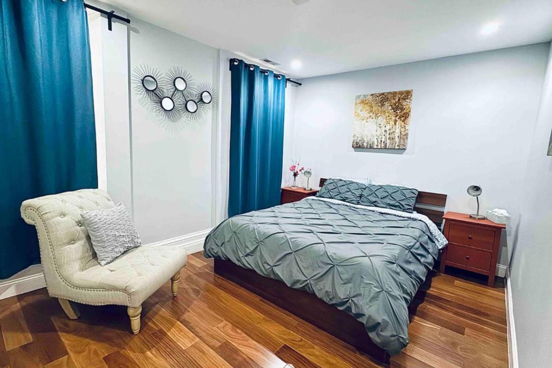 Photo of Bedroom in Center City