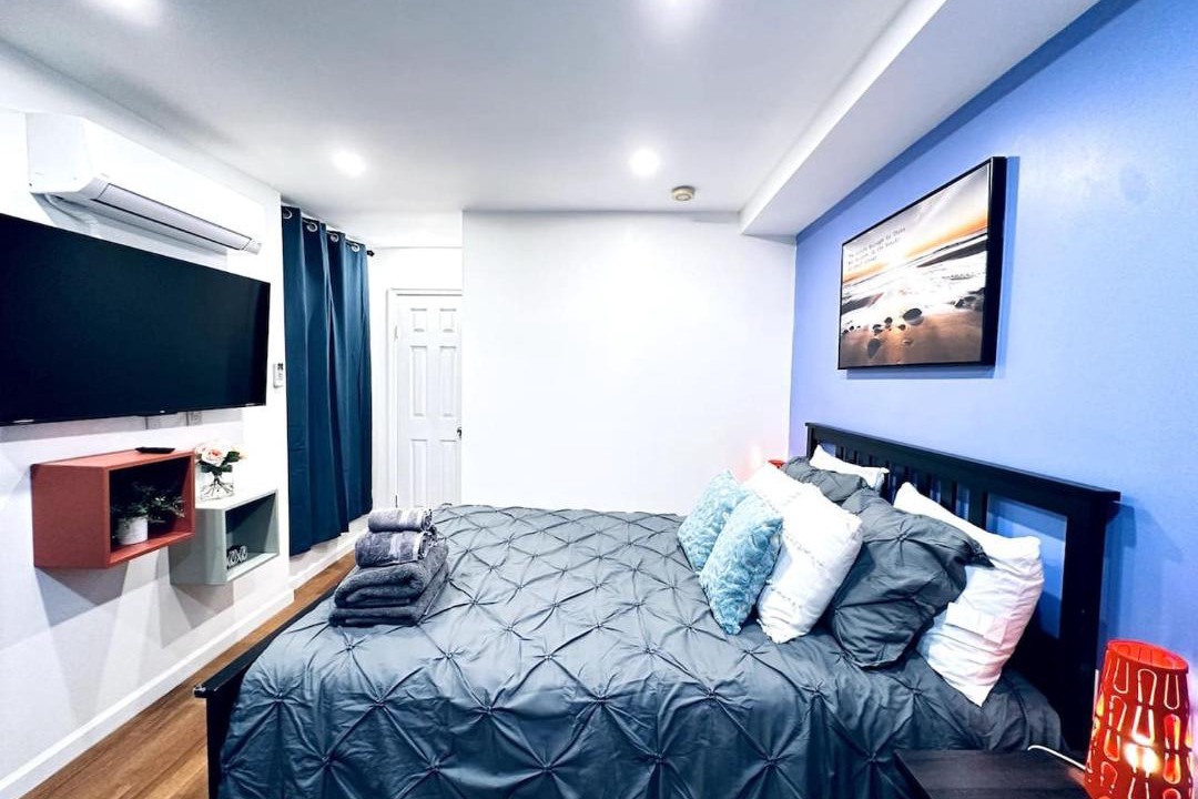 Photo of Bedroom in Graduate Hospital