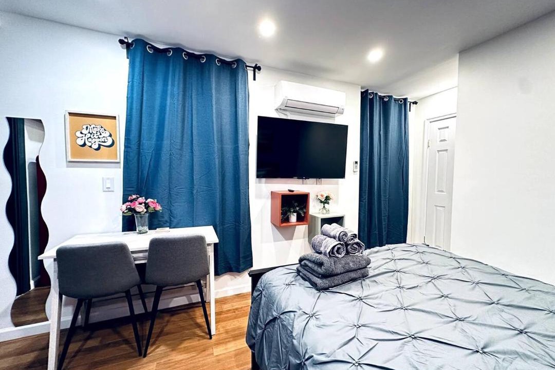 Photo of Bedroom in Graduate Hospital