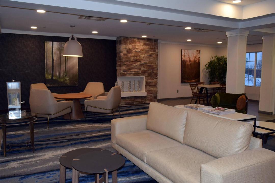 Photo of Livingroom in Austintown