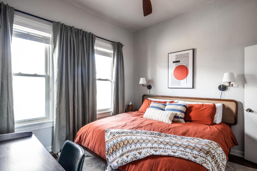 Photo of Bedroom in Little Italy