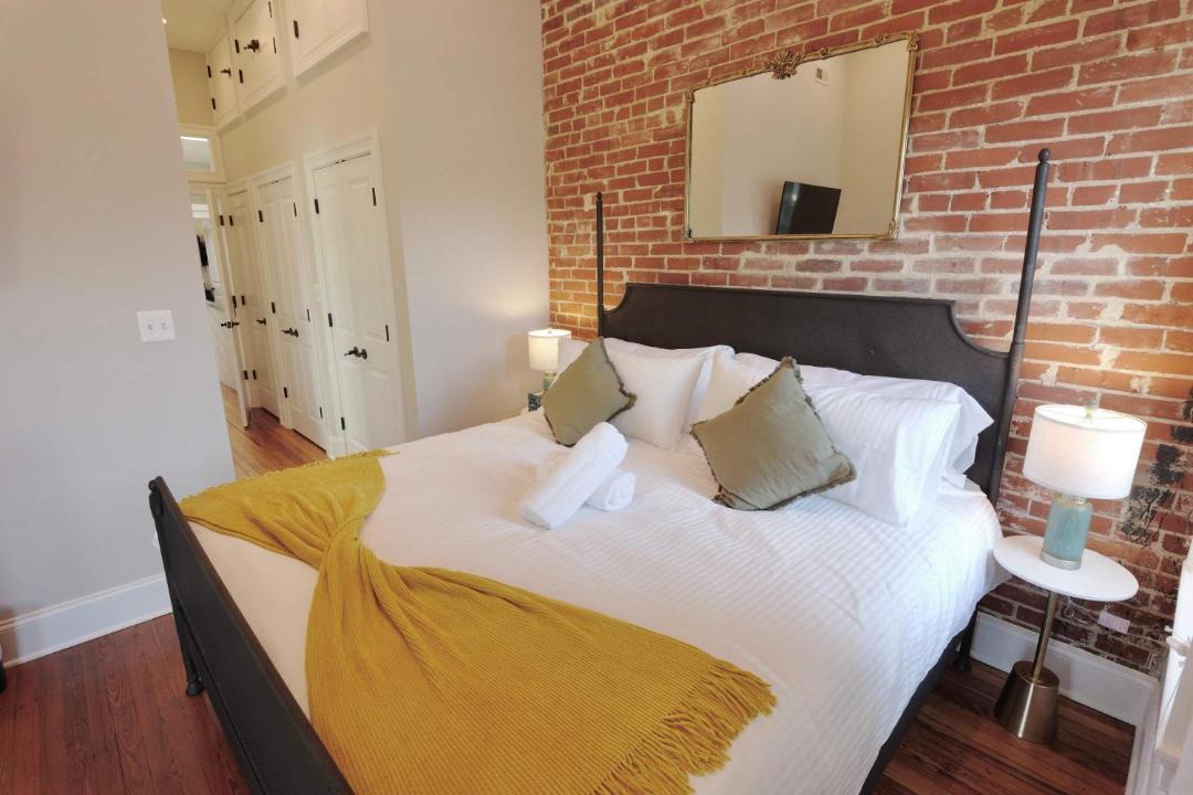 Photo of Bedroom in Stanton Park