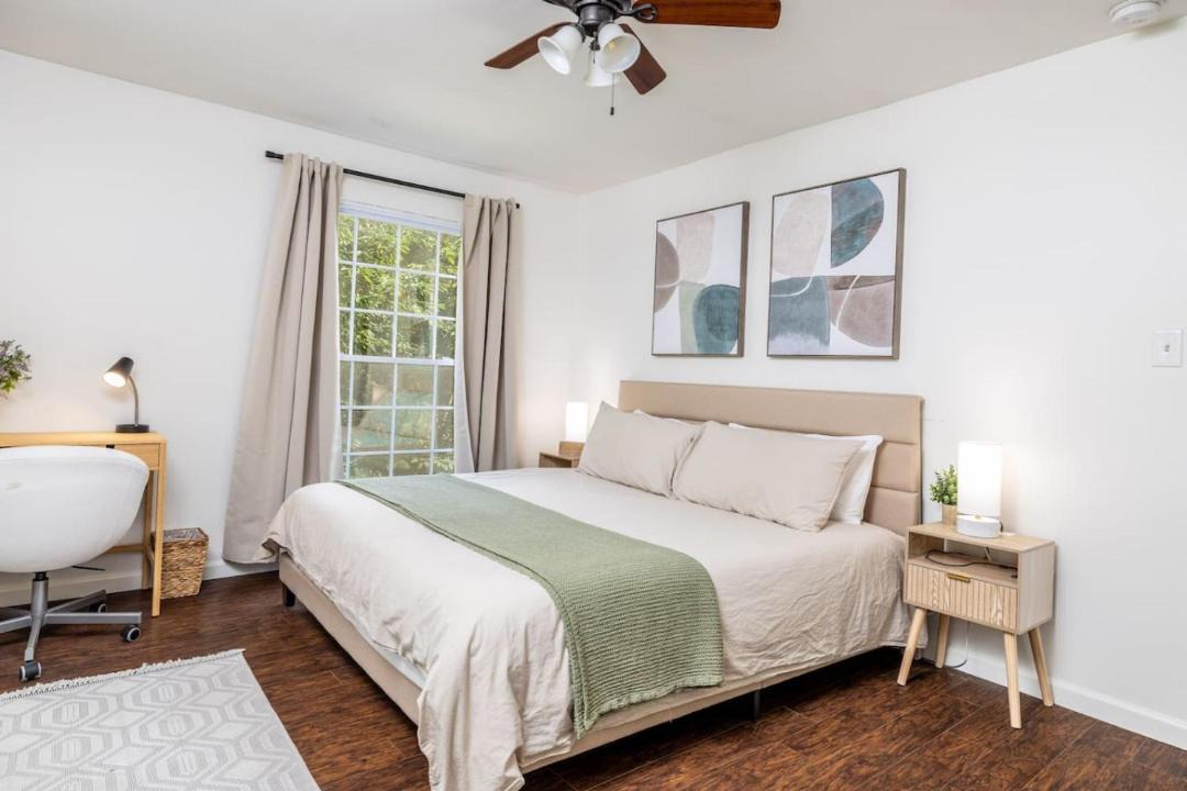 Photo of Bedroom in Maryville