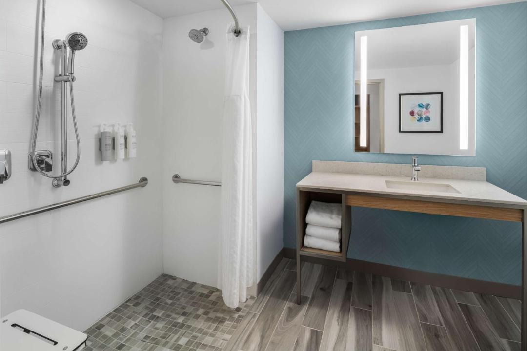 Photo of Bathroom in Rockaway
