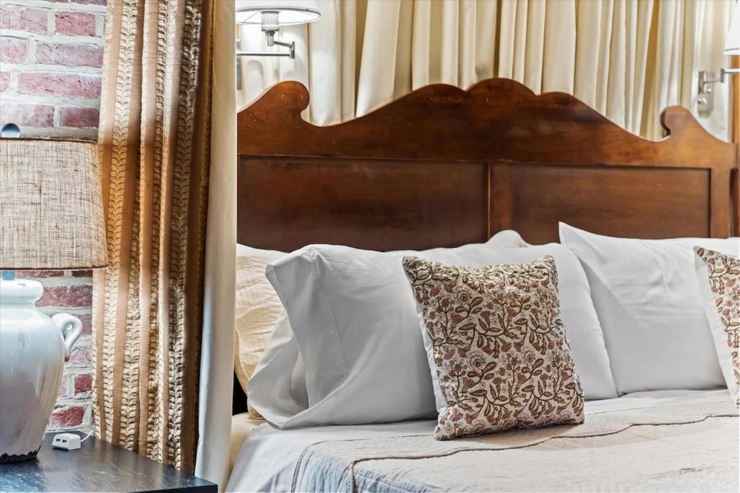 Photo of Bedroom in Old Town West