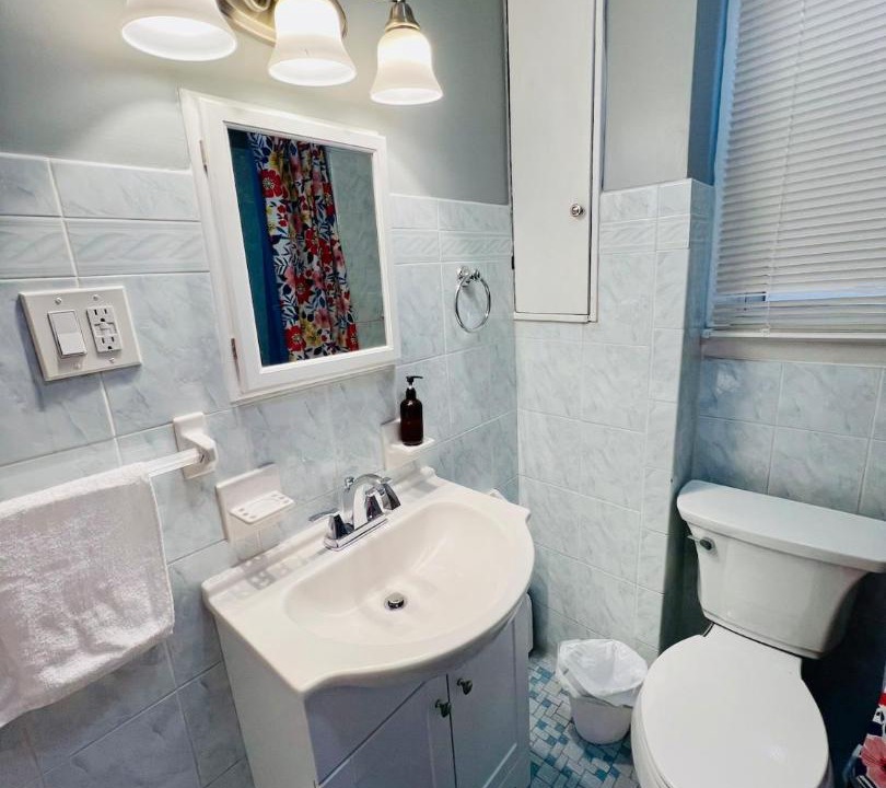 Photo of Bathroom in Weehawken