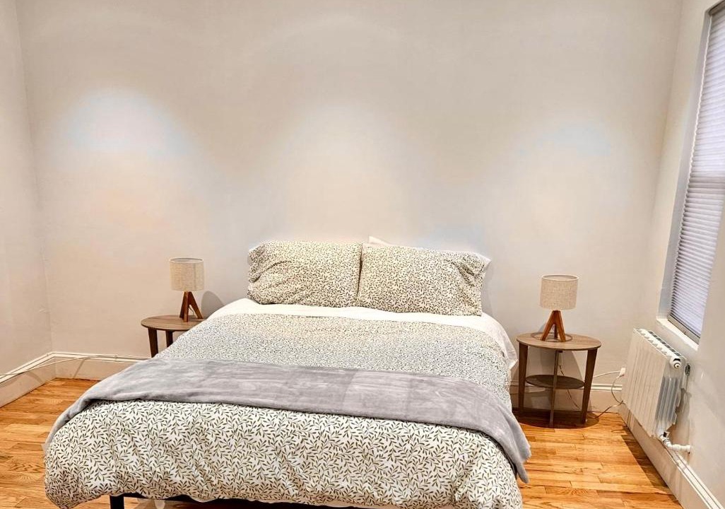 Photo of Bedroom in Communipaw
