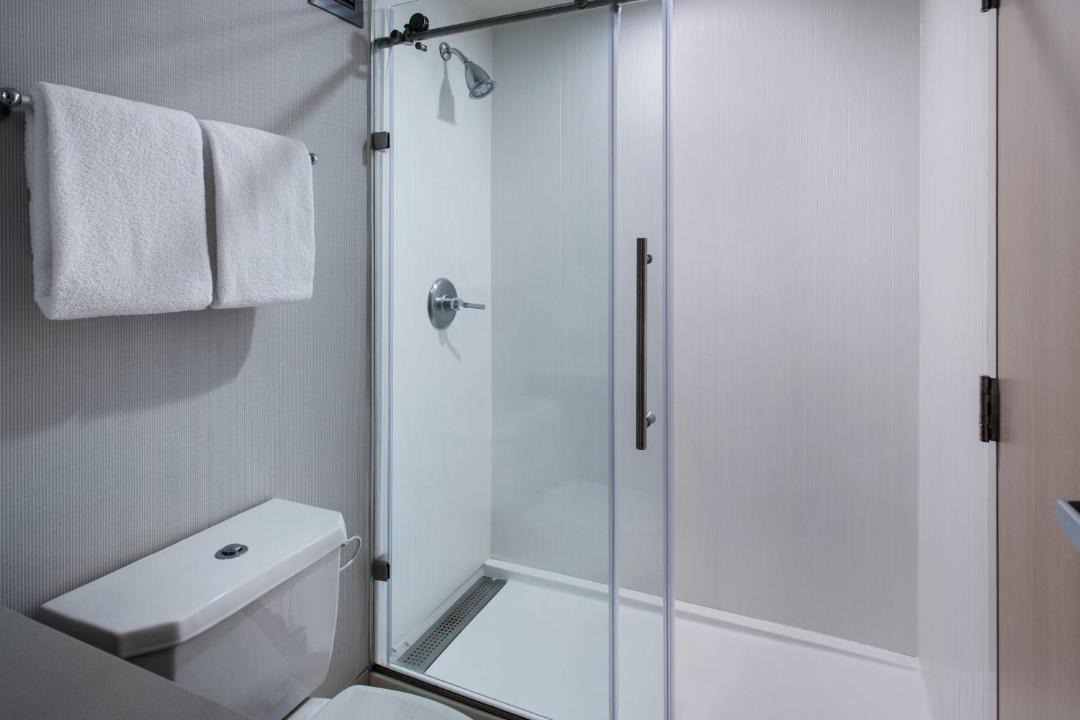 Photo of Bathroom in Newburgh