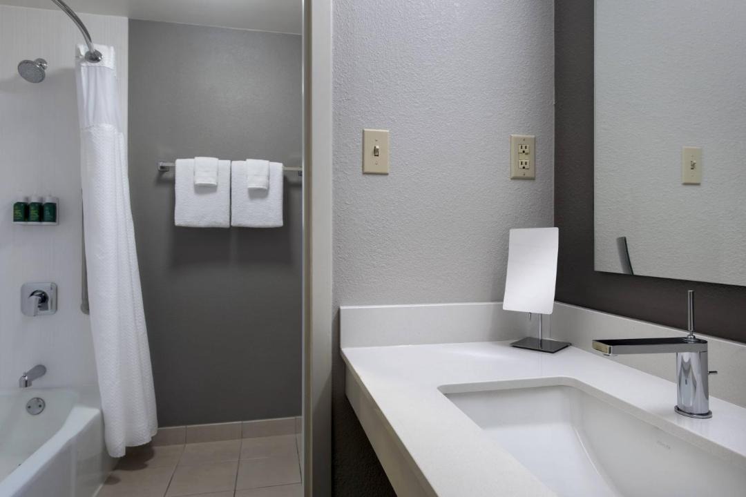 Photo of Bathroom in Red Bank - Tinton Falls