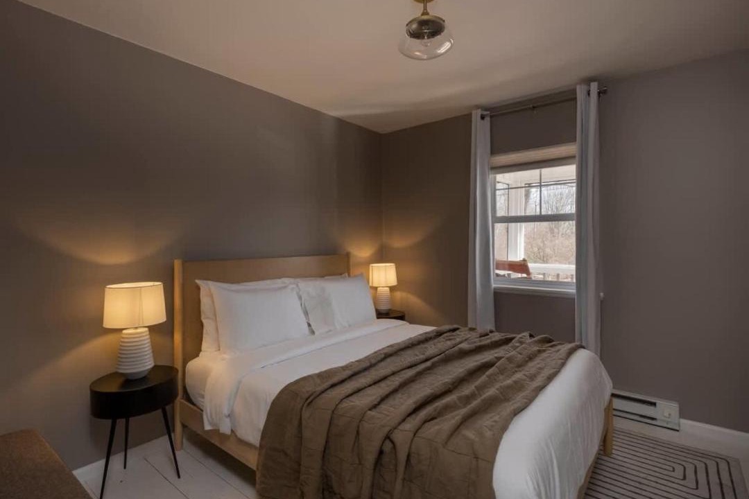 Photo of Bedroom in Roscoe