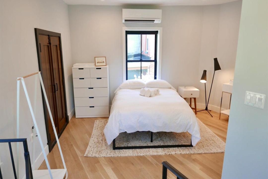 Photo of Bedroom in Shaw
