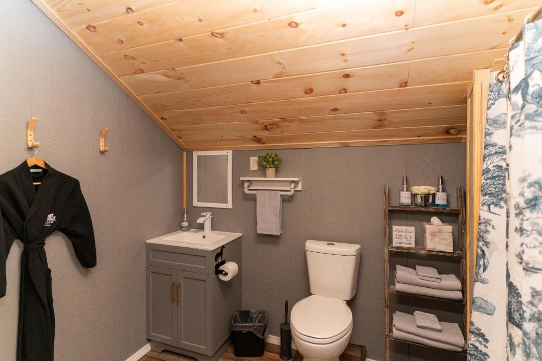 Photo of Bathroom in Berea