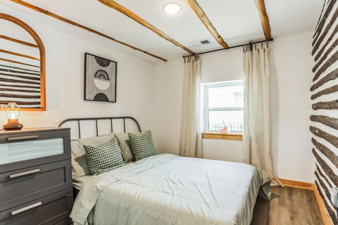 Photo of Bedroom in Del Haven