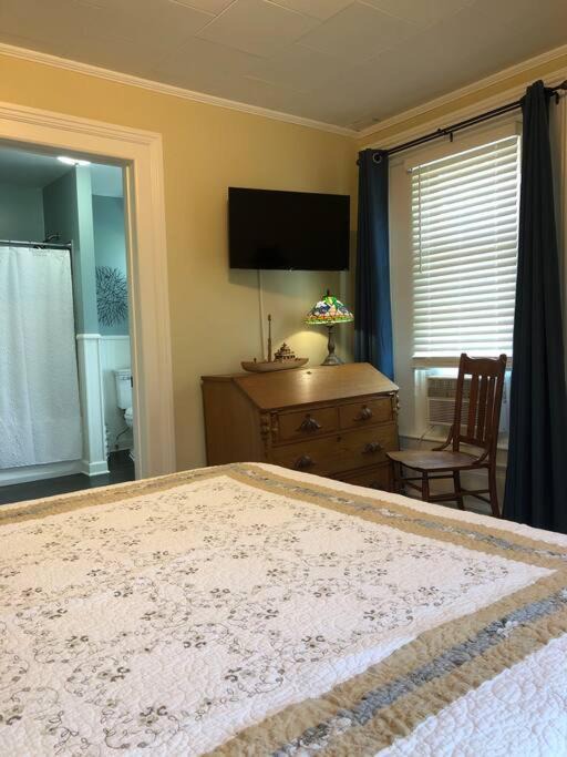 Photo of Bedroom in Azalia